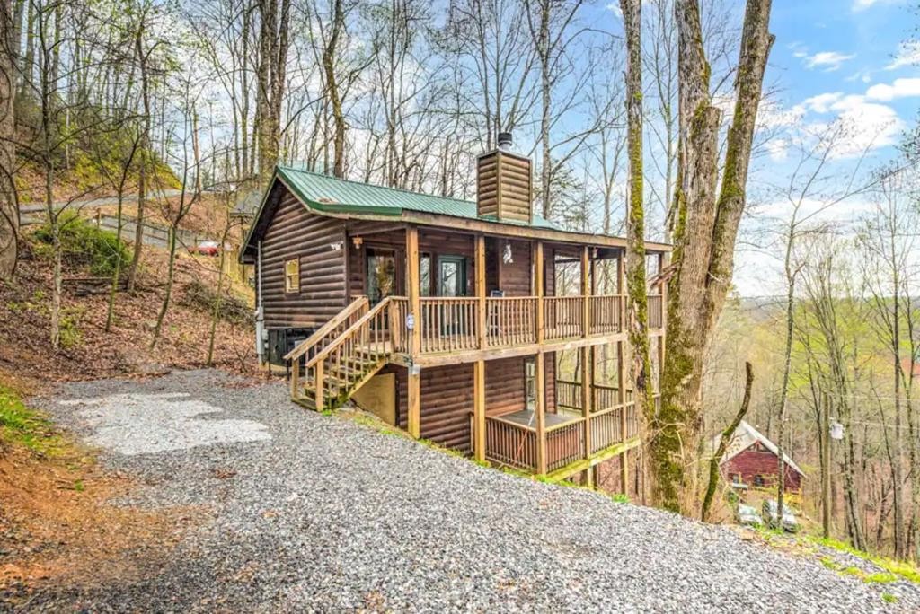 2519 Piney Road Sevierville, TN 37876 - Photo 1 of 23 Gallery Image 1