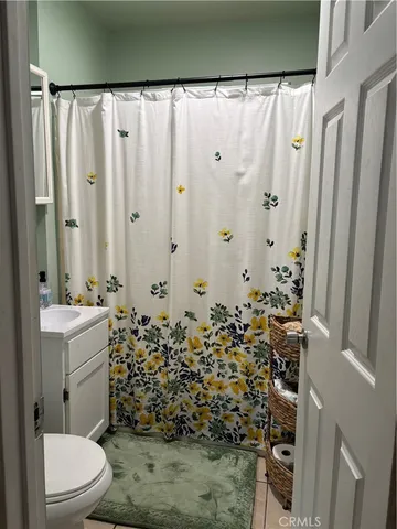 $1,000 | 420 East Home Street, Long Beach, CA 90805