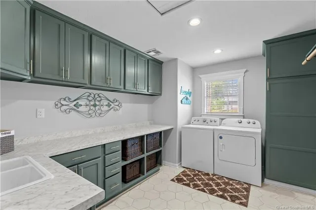 $375,000 | 104 Camelia Avenue, Dequincy, LA 70633