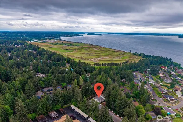 $280,000 | 4623 Grandview Drive West, Unit D, University Place, WA 98466