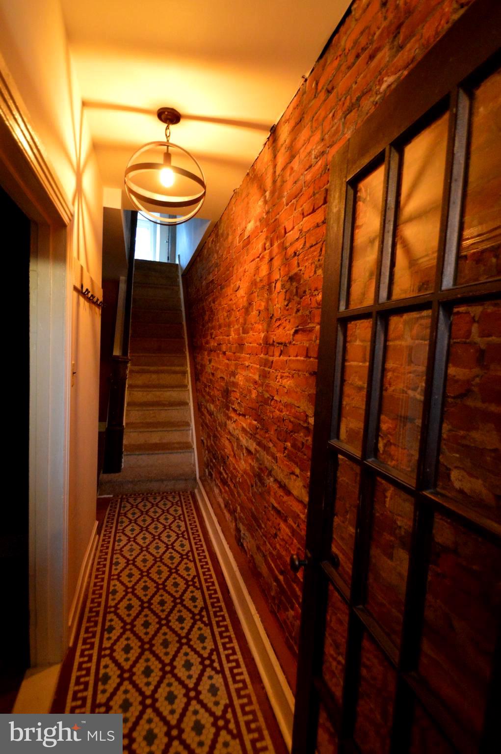 101 West Union Street Burlington, NJ 08016 - Photo 2 of 29