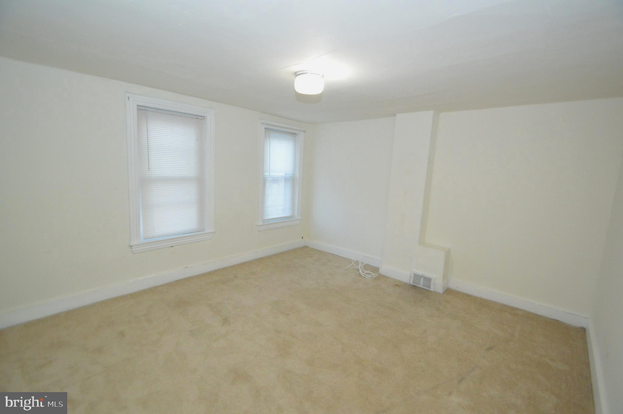 101 West Union Street Burlington, NJ 08016 - Photo 26 of 29 3rd Bedroom 3rd floor