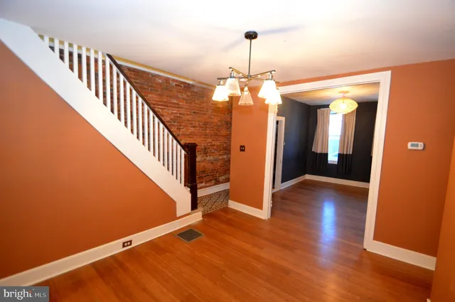 $285,000 | 101 West Union Street, Burlington, NJ 08016