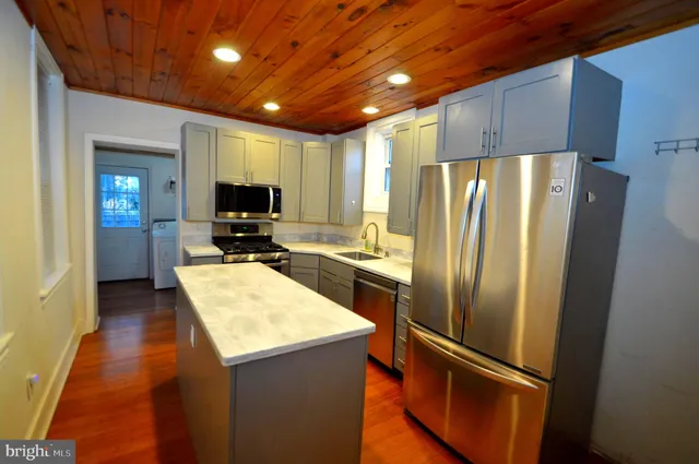 $285,000 | 101 West Union Street, Burlington, NJ 08016