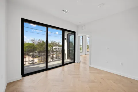 $819,000 | 2209 South 1st Street, Unit 310, Austin, TX 78704