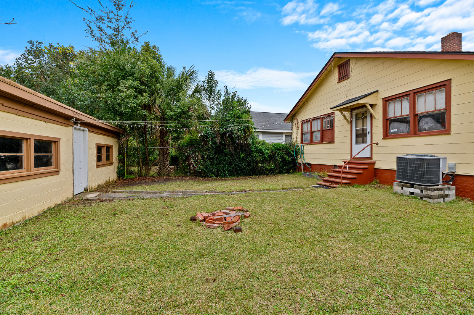 7 Gordon Street Charleston, SC 29403 - Photo 15 of 19 7 Gordon Street 16 of 20