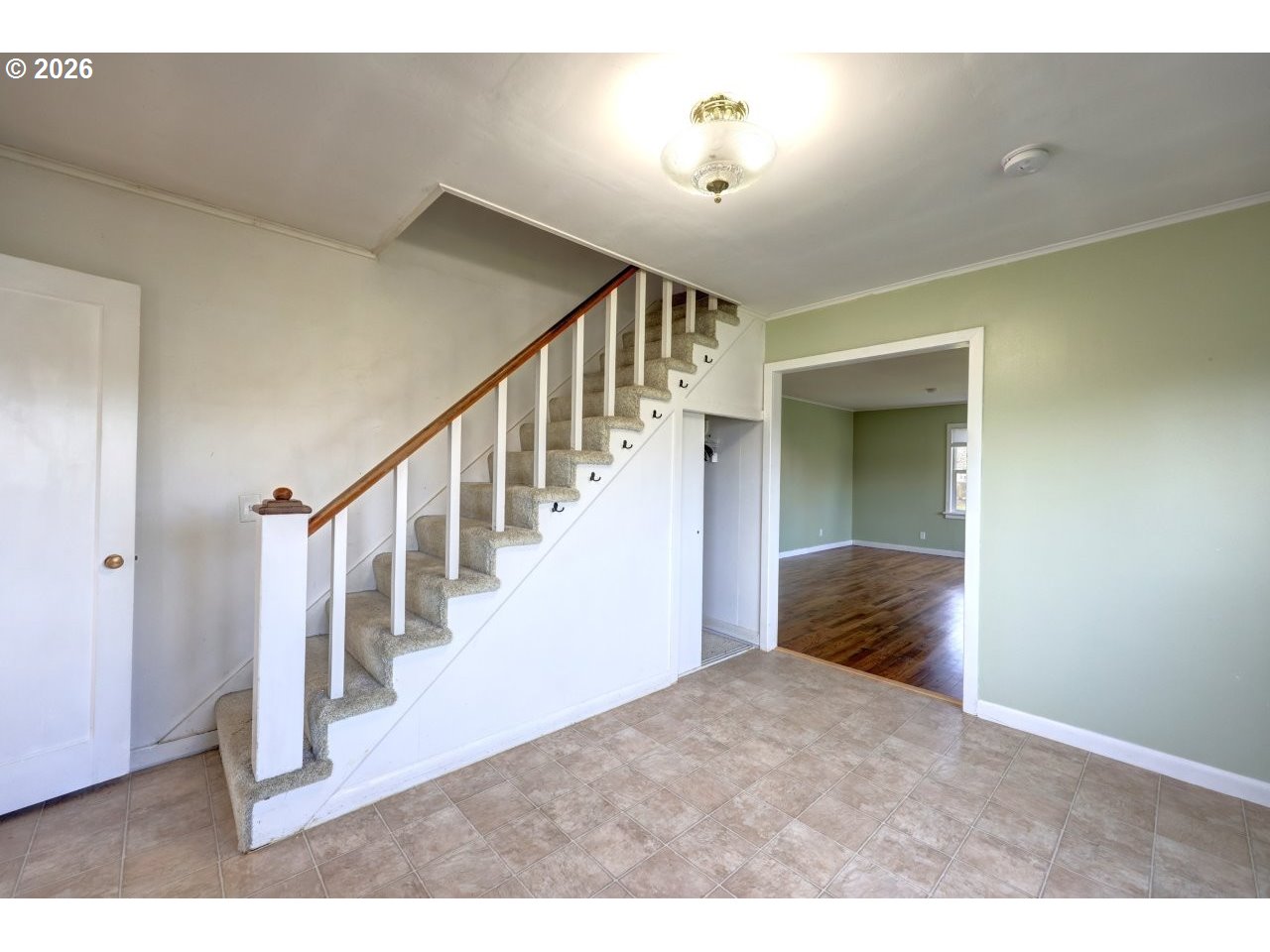 135 Southwest 2nd Street Warrenton, OR 97146 - Photo 21 of 46 a view of entryway and hall
