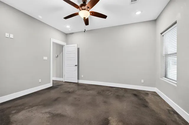 $1,525 | 211 West Murray Street, Denison, TX 75020