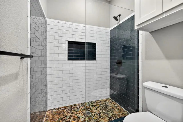 $1,525 | 211 West Murray Street, Denison, TX 75020