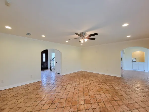 $2,950 | 18603 Point Lookout Drive, Houston, TX 77058