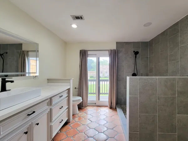 $2,950 | 18603 Point Lookout Drive, Houston, TX 77058