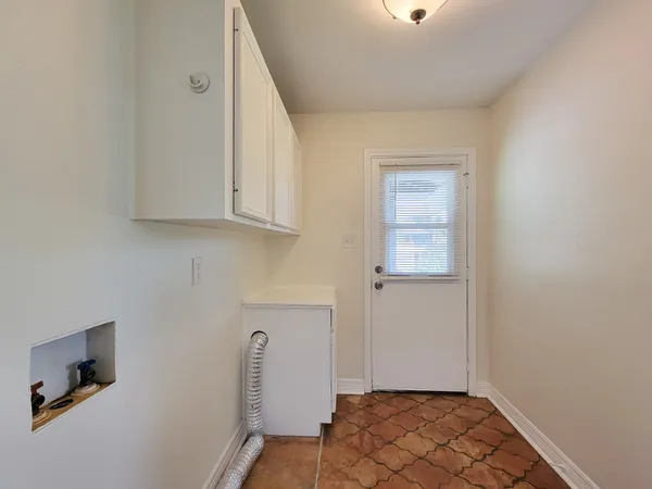 $2,950 | 18603 Point Lookout Drive, Houston, TX 77058