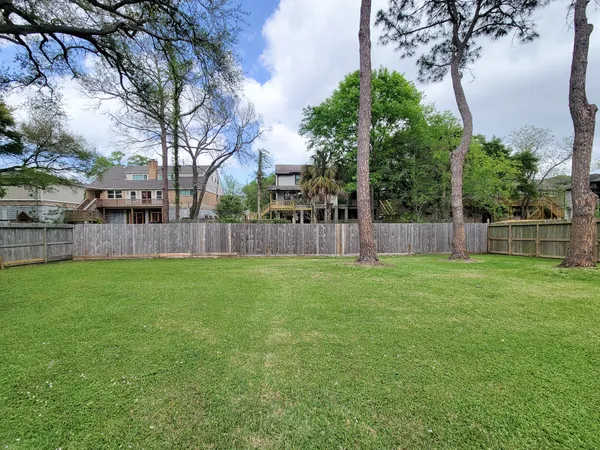 $2,950 | 18603 Point Lookout Drive, Houston, TX 77058