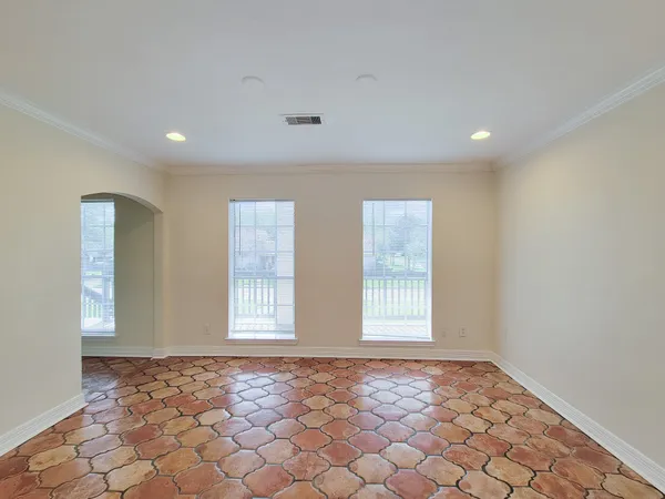 $2,950 | 18603 Point Lookout Drive, Houston, TX 77058
