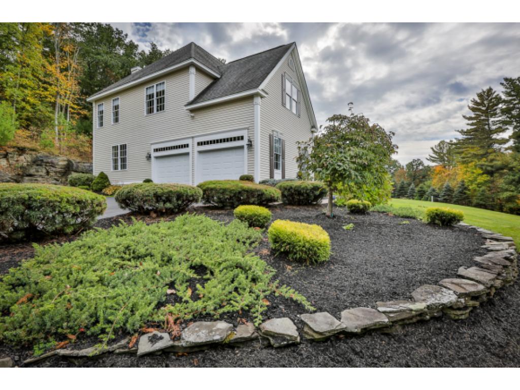 11 Easy Street Windham, NH 03087 - Photo 3 of 36
