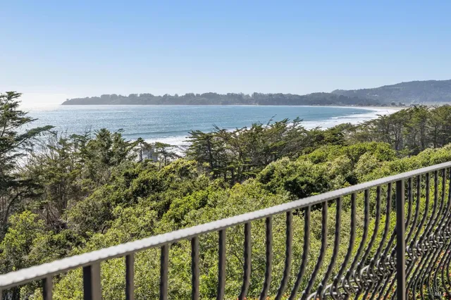 a black and white photo of a refrigerator