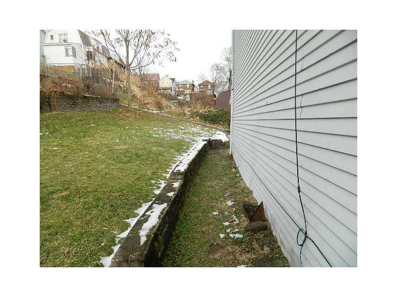 34 Highland Avenue McKees Rocks, PA 15136 - Photo 10 of 10 Other.