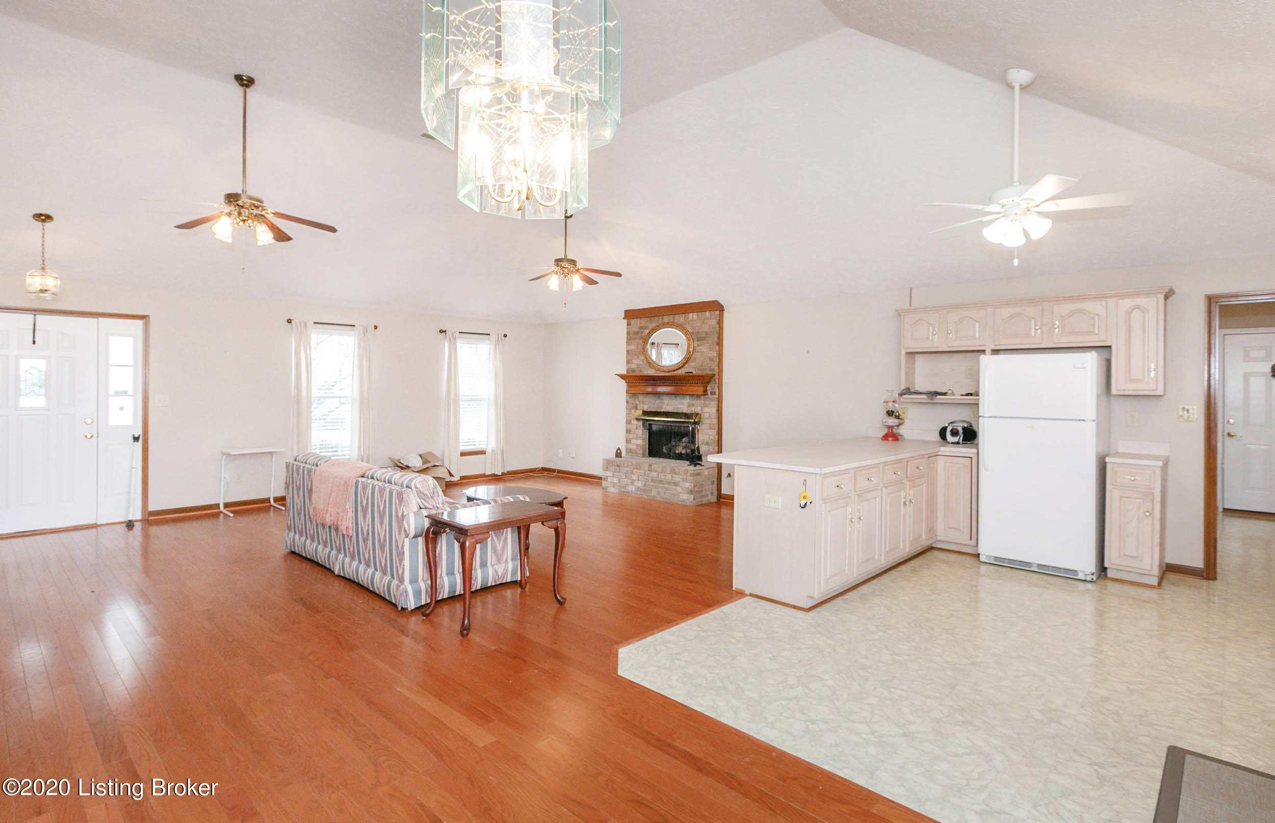 2974 Zoneton Road Shepherdsville, KY 40165 - Photo 6 of 45 0017