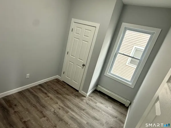 $2,500 | 78 McKinley Avenue, Unit 1, Norwich, CT 06360