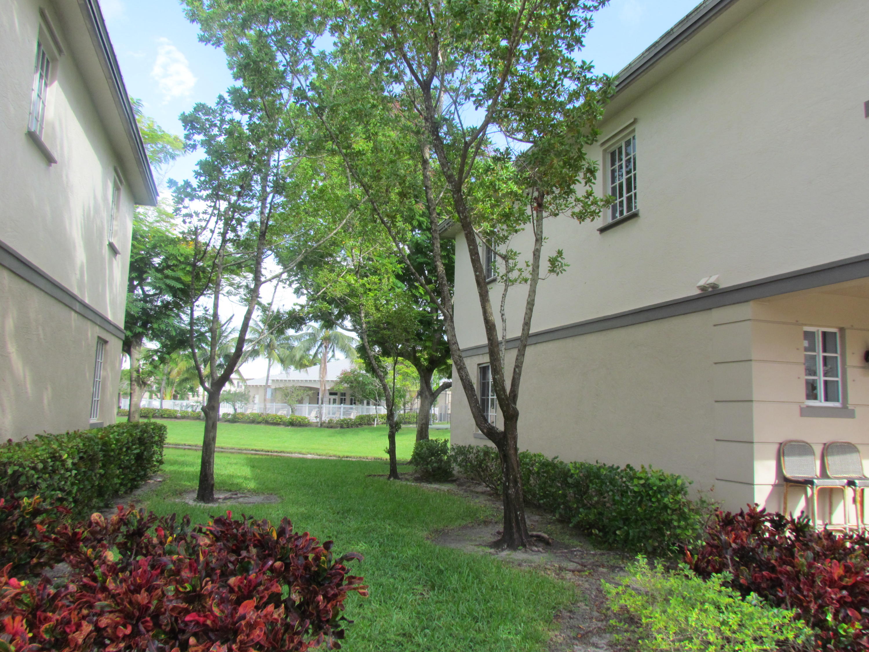 1314 Lucaya Drive Riviera Beach, FL 33404 - Photo 4 of 29 IMG_4820