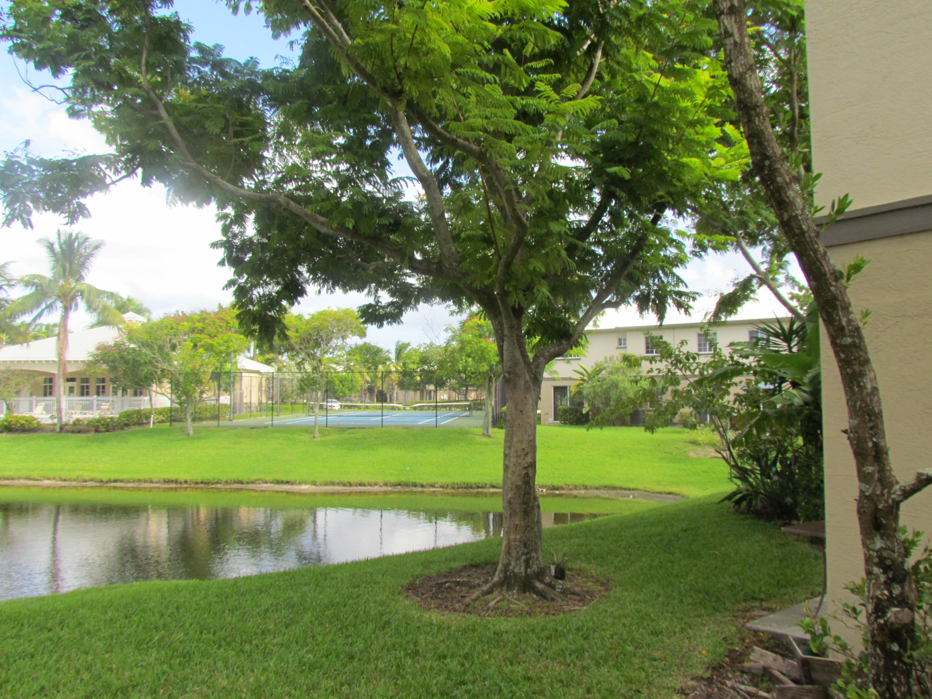 1314 Lucaya Drive Riviera Beach, FL 33404 - Photo 5 of 29 IMG_4821
