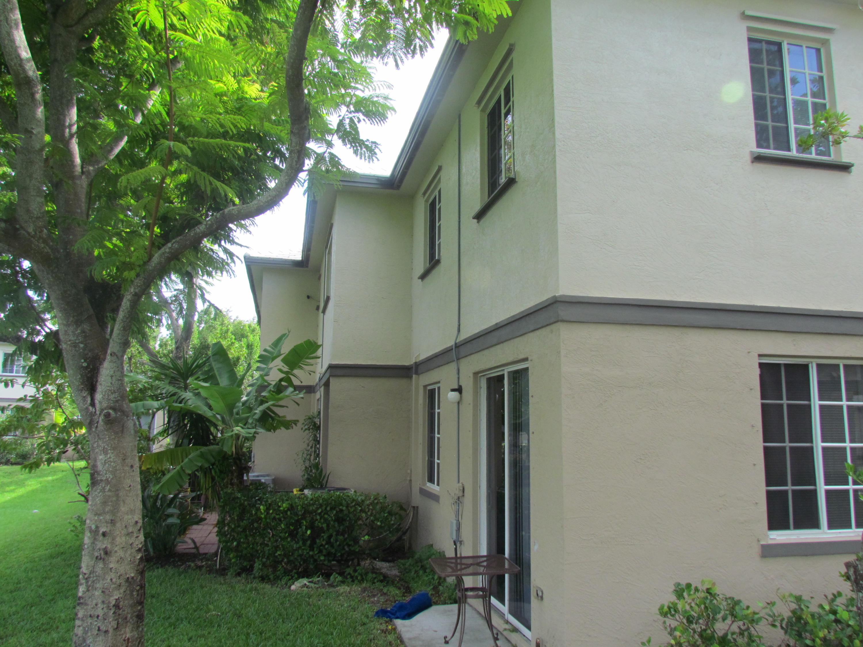 1314 Lucaya Drive Riviera Beach, FL 33404 - Photo 9 of 29 IMG_4822