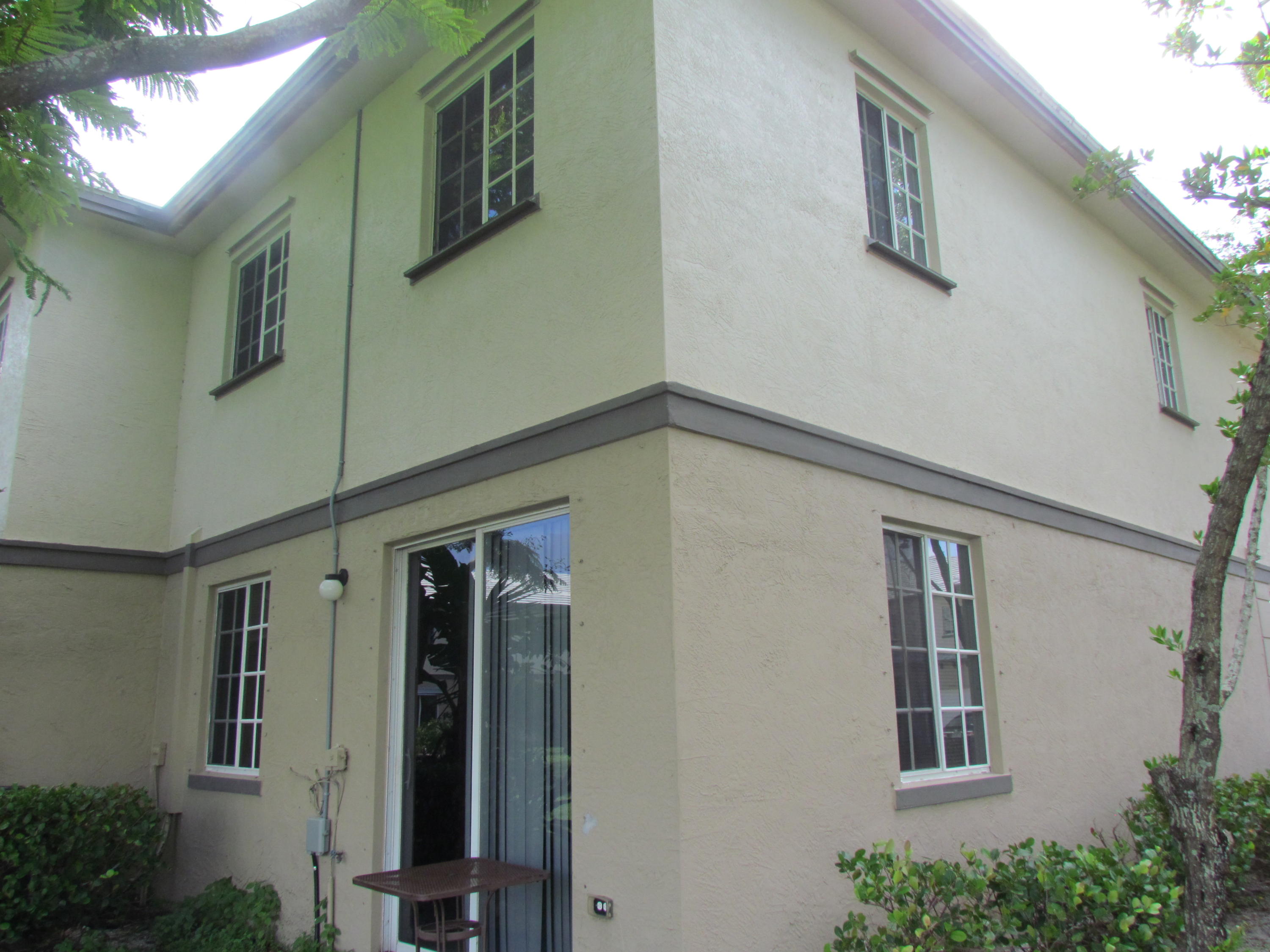 1314 Lucaya Drive Riviera Beach, FL 33404 - Photo 10 of 29 IMG_4823