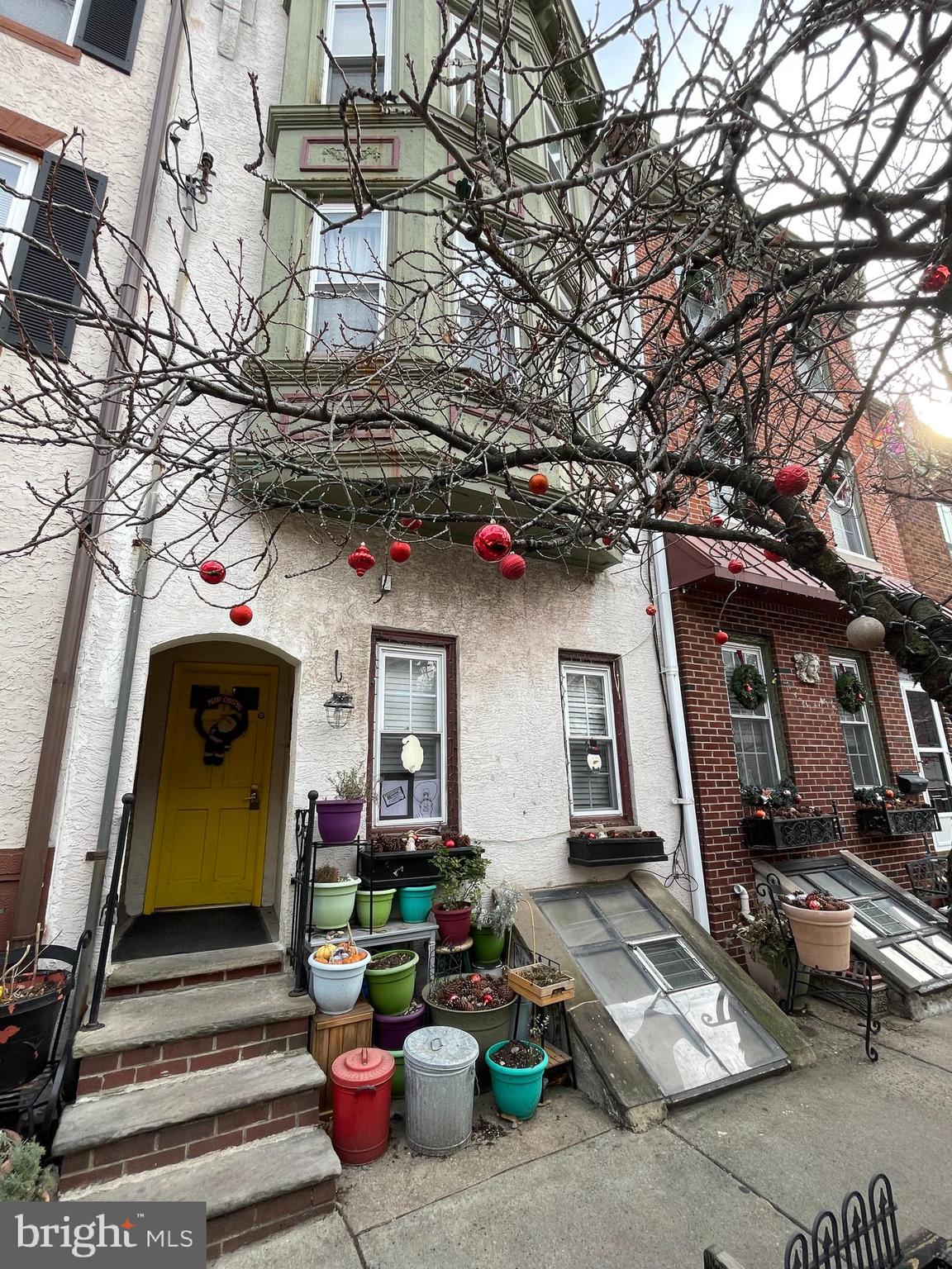 779 South 6th Street Philadelphia, PA 19147 - Photo 1 of 5