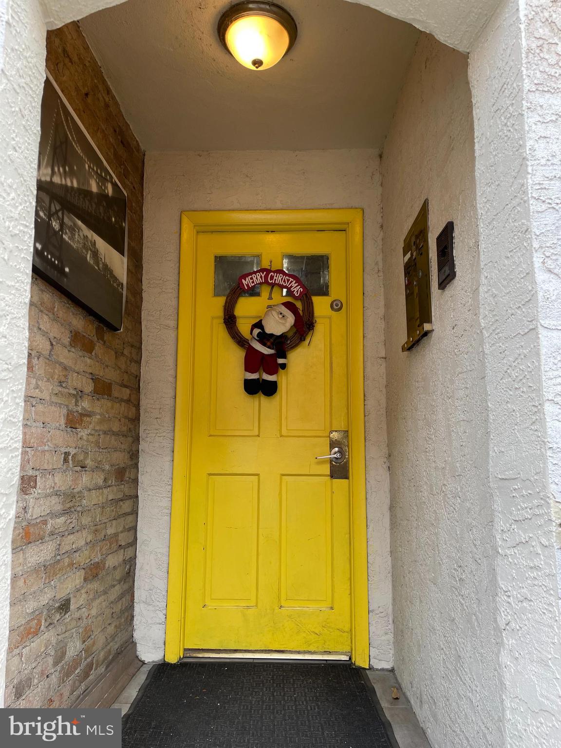 779 South 6th Street Philadelphia, PA 19147 - Photo 2 of 5