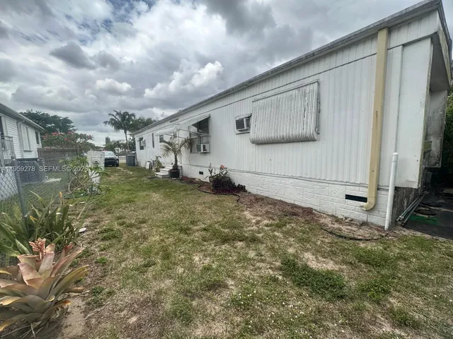 $1,250 | Watergate, Boca Raton, FL 33428