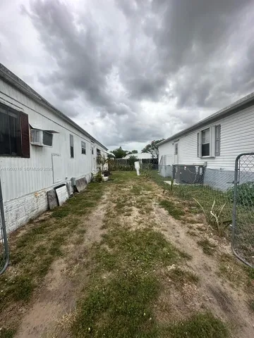 $1,250 | Watergate, Boca Raton, FL 33428