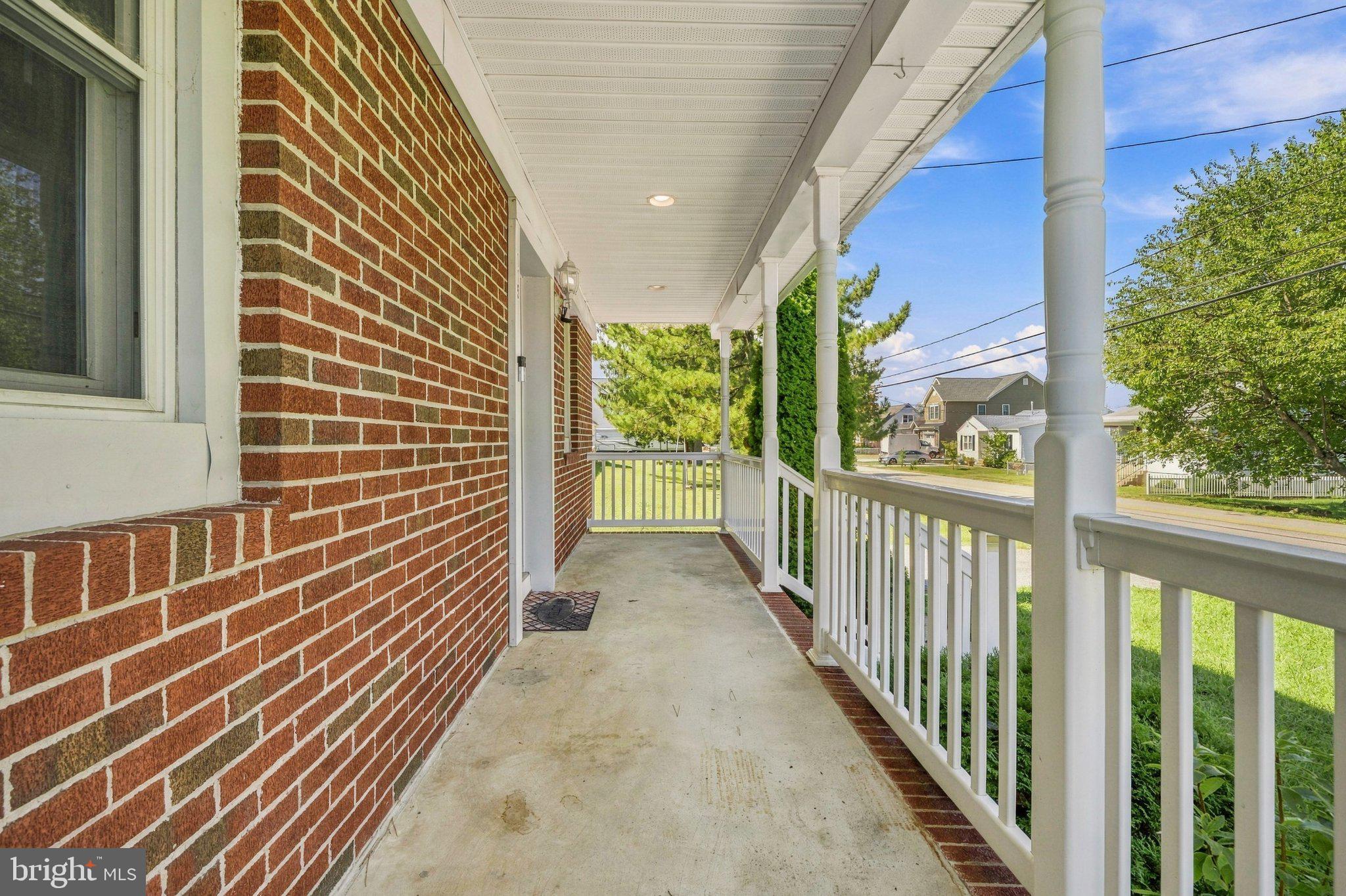 115 Riverside Road Baltimore, MD 21221 - Photo 5 of 45 Gallery Image 5