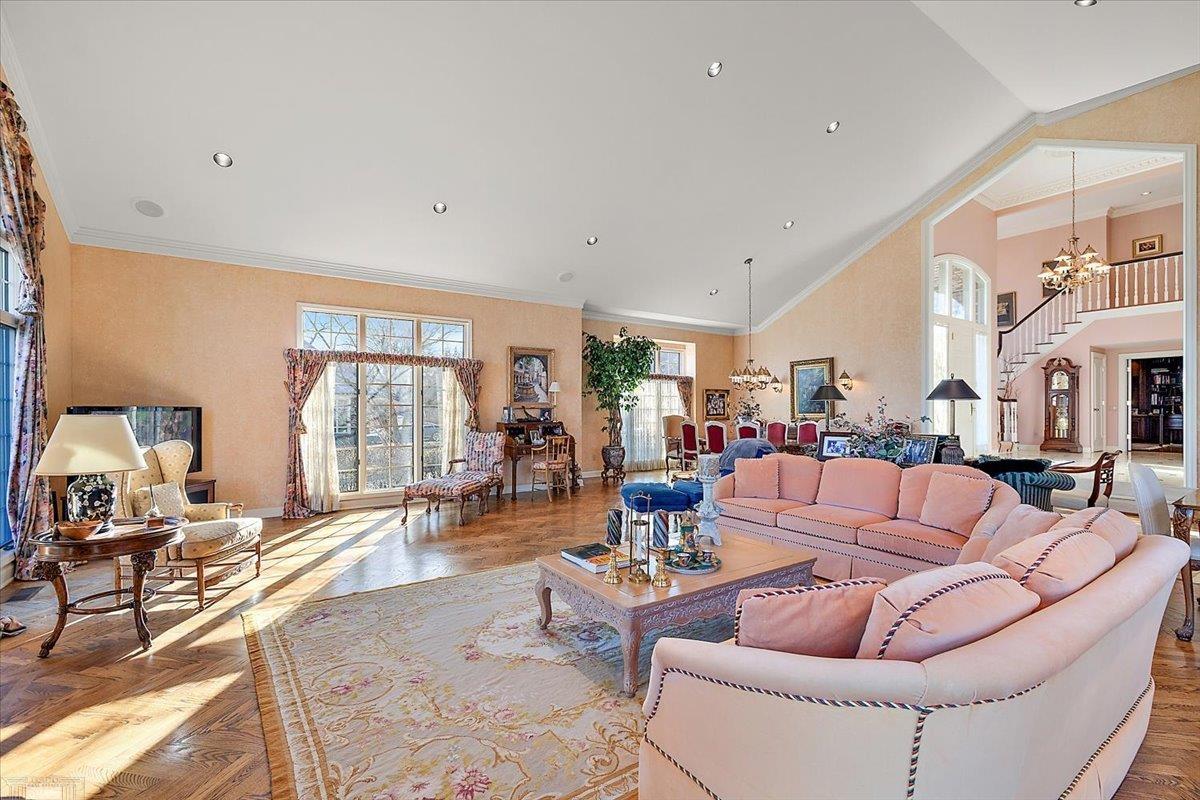 207 Lake Shore Road Grosse Pointe, MI 48236 - Photo 15 of 91