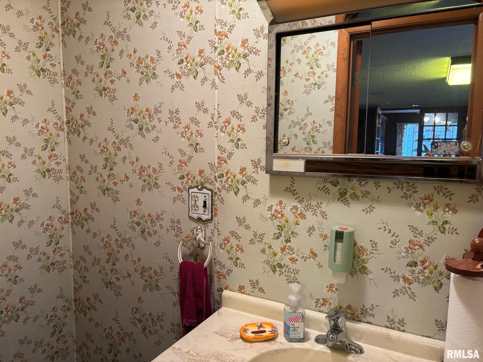 18728 Zenobia Road Pawnee, IL 62558 - Photo 12 of 14