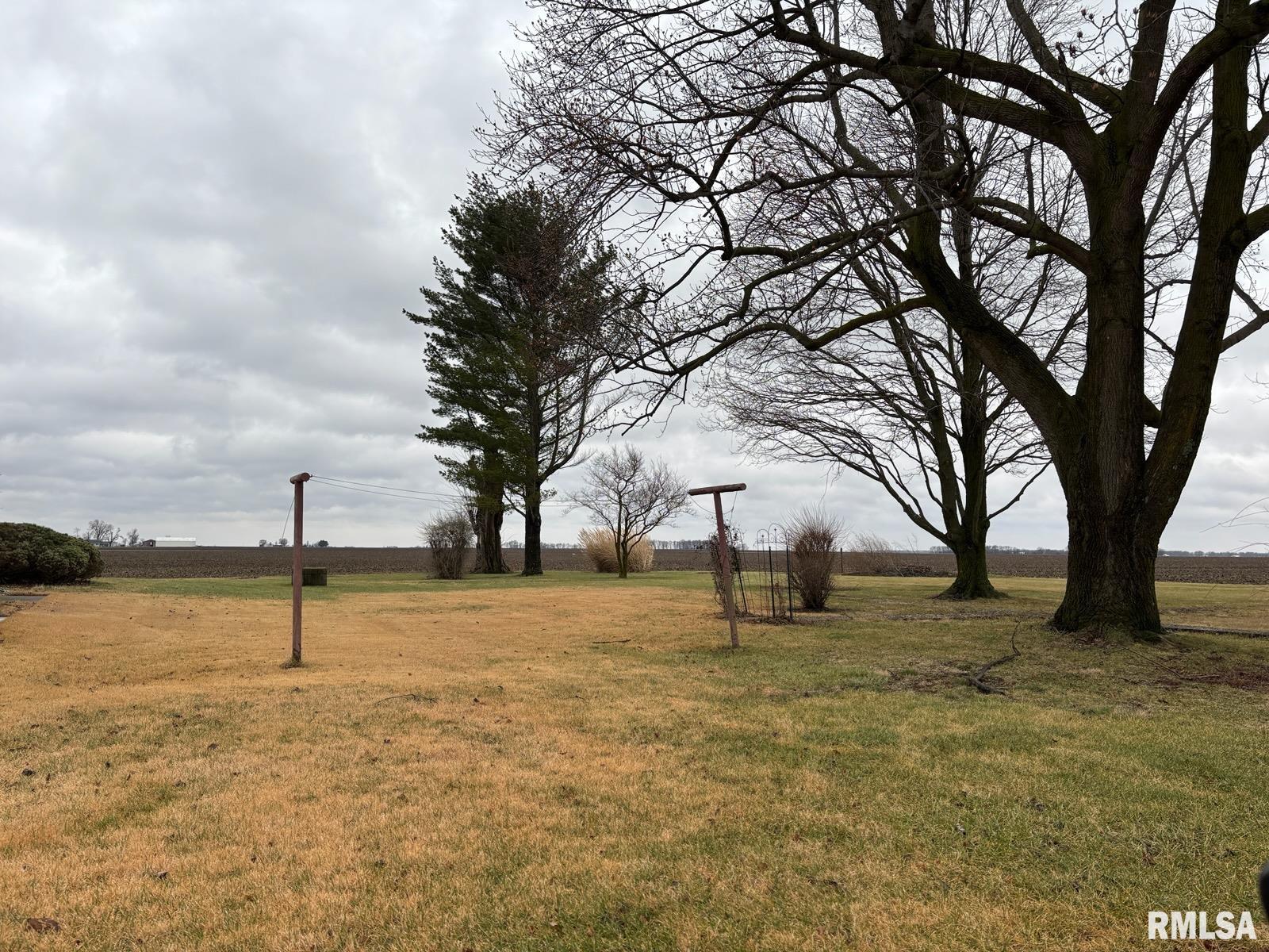 18728 Zenobia Road Pawnee, IL 62558 - Photo 4 of 14