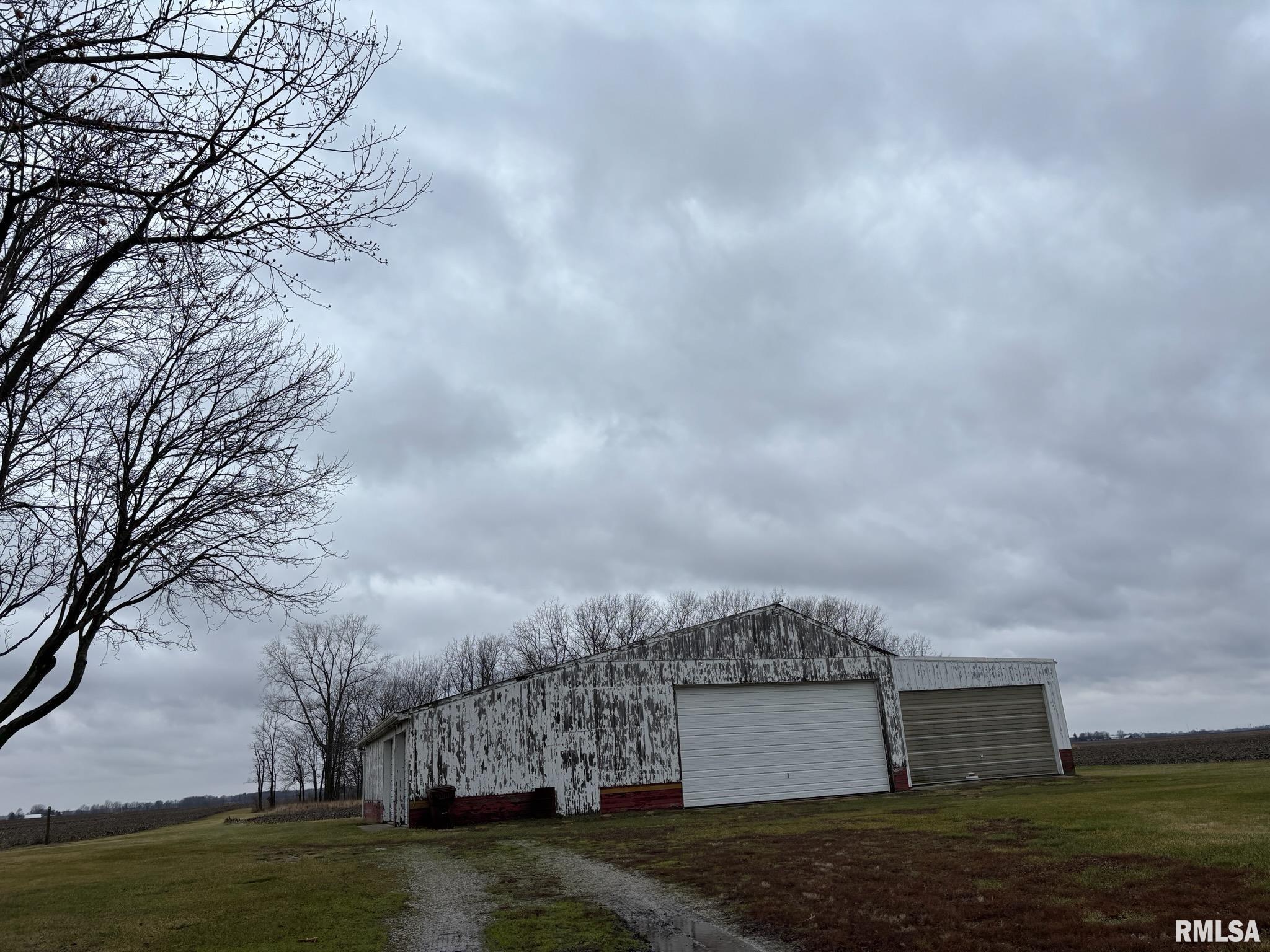 18728 Zenobia Road Pawnee, IL 62558 - Photo 5 of 14