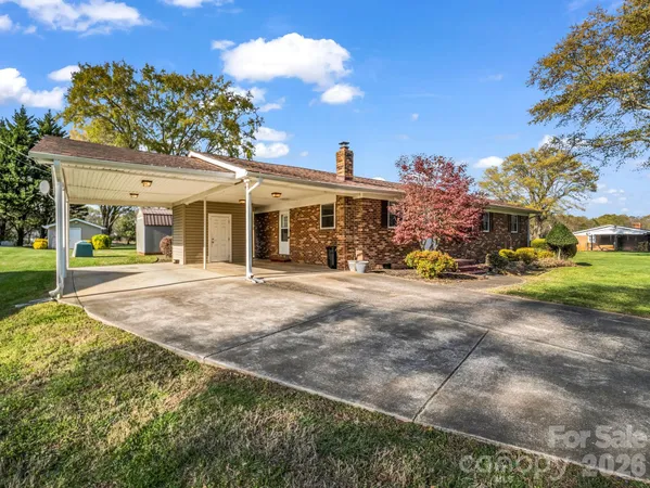 $265,000 | 913 Webb Road, Ellenboro, NC 28040