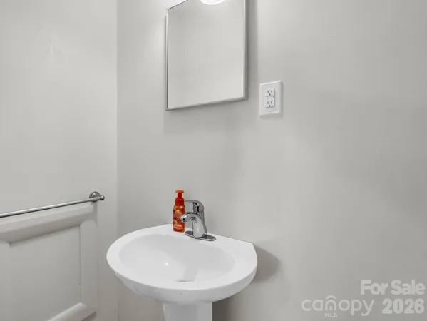 $265,000 | 913 Webb Road, Ellenboro, NC 28040