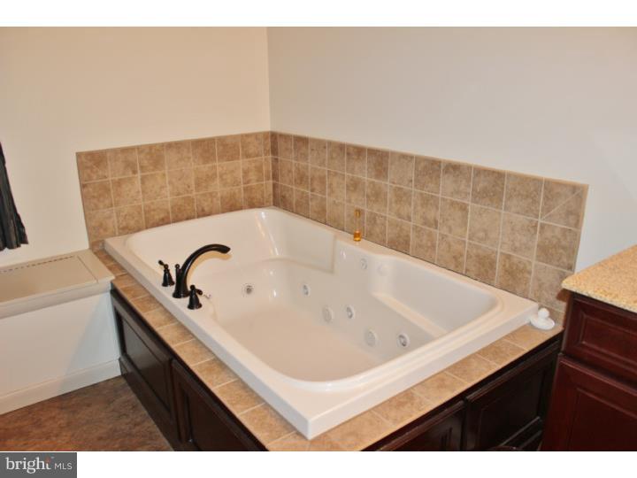 696 Clamtown Road New Ringgold, PA 17960 - Photo 16 of 25 Gallery Image 16