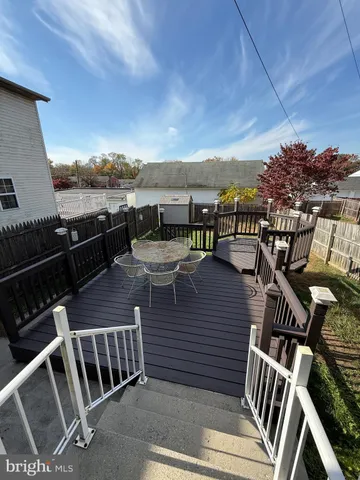 $2,000 | 621 Noble Street, Lebanon, PA 17042