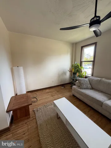 $2,000 | 621 Noble Street, Lebanon, PA 17042