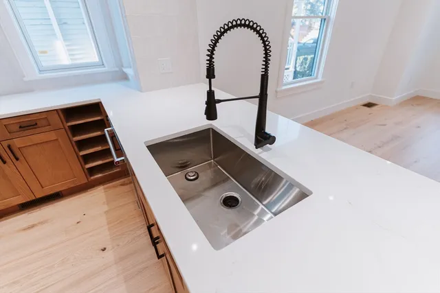 $5,700 | 5 Thurston Street, Unit 1, Somerville, MA 02145