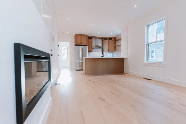 $5,700 | 5 Thurston Street, Unit 1, Somerville, MA 02145