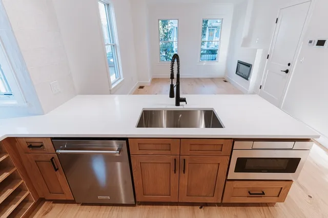 $5,700 | 5 Thurston Street, Unit 1, Somerville, MA 02145