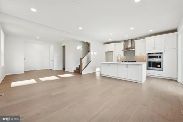 $4,300 | 64 Alroy Road, Unit 151, Malvern, PA 19355