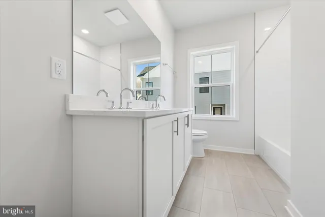 $4,350 | 64 Alroy Road, Unit 151, Malvern, PA 19355