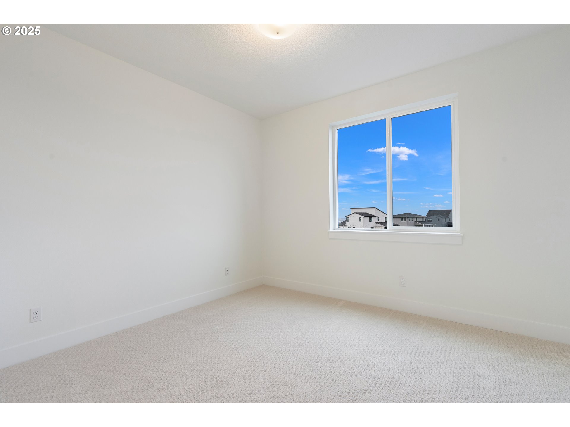 386 West Fir Loop Washougal, WA 98671 - Photo 25 of 45 a view of an empty room with a window