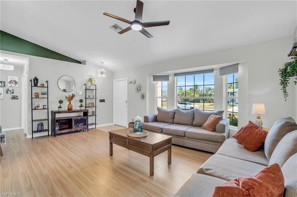 8417 Bamboo Road Fort Myers, FL 33967 - Photo 5 of 39 Gallery Image 5