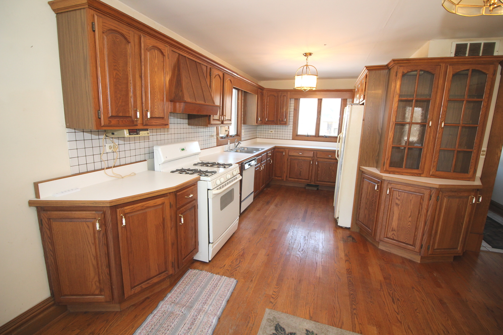 31W714 Army Trail Road Wayne, IL 60184 - Photo 11 of 32