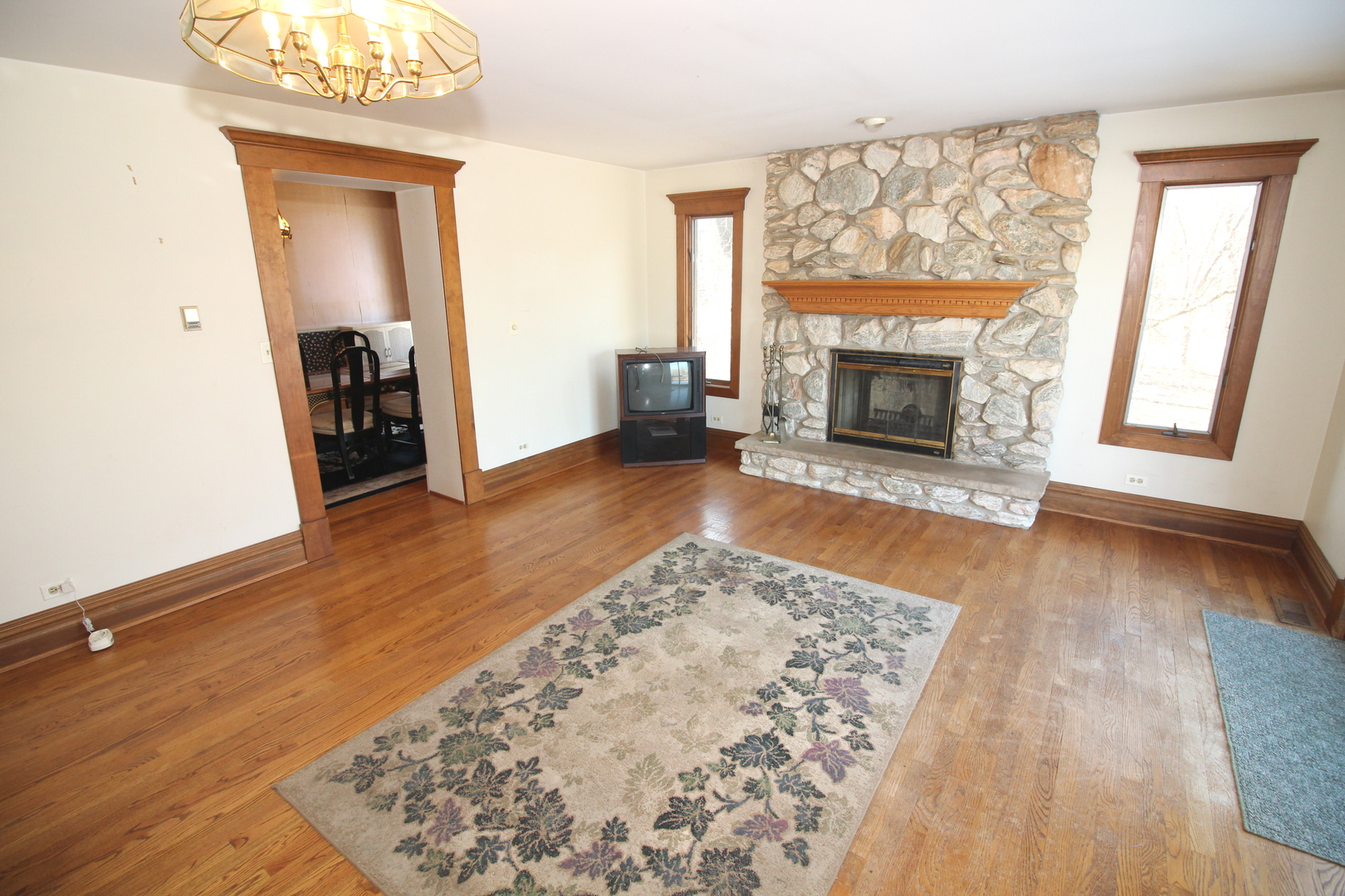 31W714 Army Trail Road Wayne, IL 60184 - Photo 14 of 32